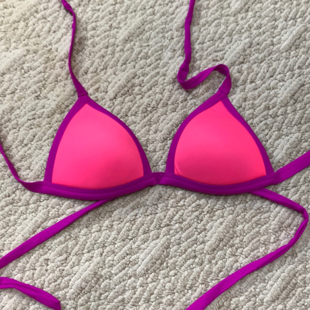 VS pink bikini top